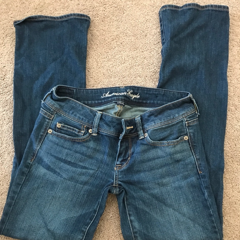 EUC AE JEANS!!!